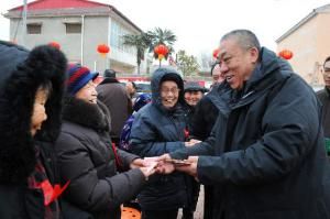 情暖老人心，礦山送溫情——河南礦山新春慰問小組走訪看望周邊村莊老人