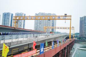 重磅！河南礦山72米大跨度起重機(jī)助力簡(jiǎn)州大橋建設(shè)